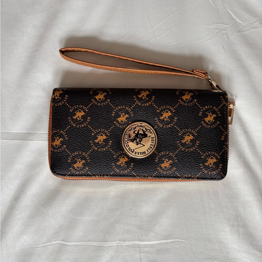 Beverly Hills Polo Club Black and Tan Clutch with Gold Emblem